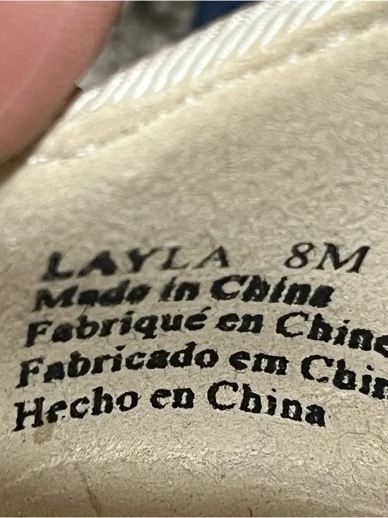 David's Bridal Layla Lace Peep-Toe Pumps in Ibory - Picture 7 of 8